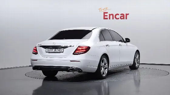 2018 Mercedes-Benz E-Class E200 Avantgarde