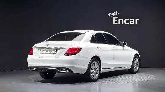 2020 Mercedes-Benz C-Class C200 Avantgarde