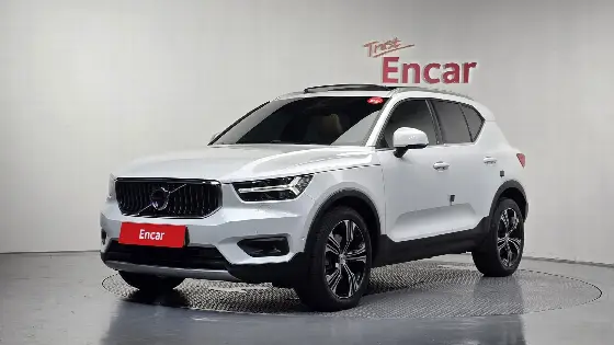 2021 Volvo XC40 B4 Inscription