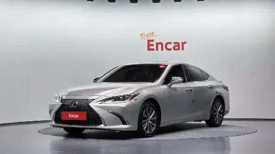 2019 Lexus ES Supreme