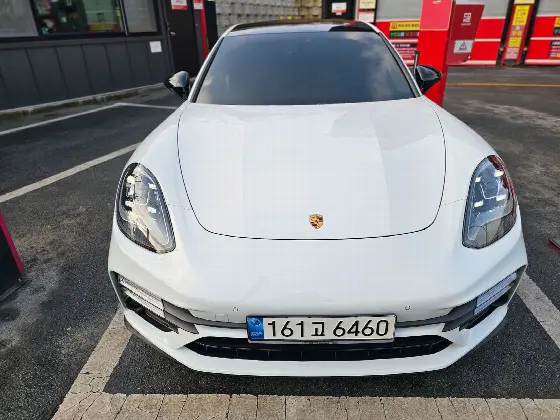 2022 Porsche Panamera 2.9 AWD