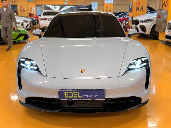 2021 Porsche Taycan 4S