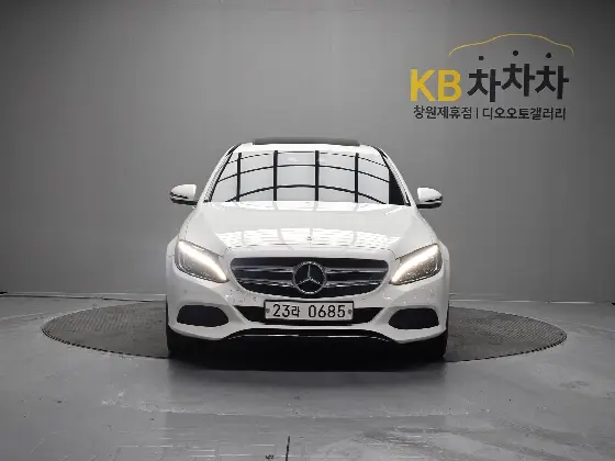 2016 Mercedes-Benz C-Class C200 Avantgarde