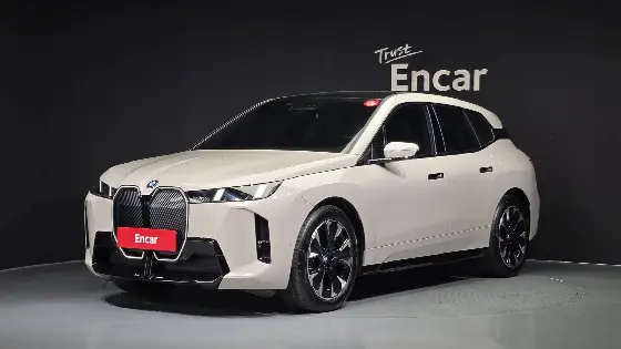 2025 BMW iX xDrive45 M Sport