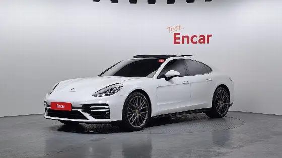 2022 Porsche Panamera 2.9 AWD Platinum Edition