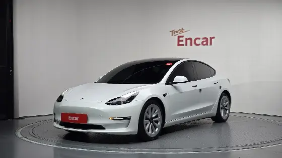2022 Tesla Model 3 Long Range AWD