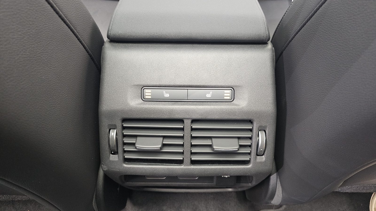 2025 Land Rover Discovery Sport