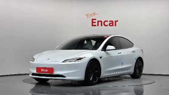 2024 Tesla Model 3 RWD