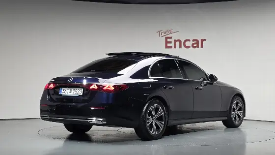 2024 Mercedes-Benz E-Class E200 Avantgarde