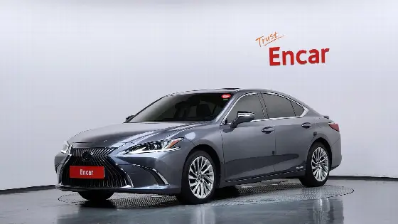 2021 Lexus ES Luxury Plus