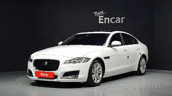 2016 Jaguar XF 25t Portfolio