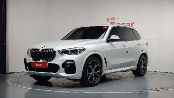 2020 BMW X5 xDrive 45e M Sport