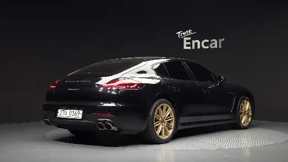 2016 Porsche Panamera 3.6 AWD Edition