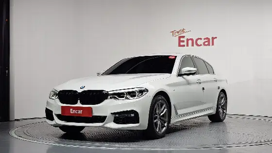 2018 BMW 5-Series 520d xDrive M Sport Package Plus