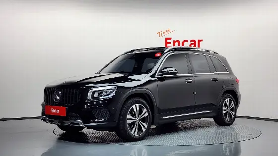 2021 Mercedes-Benz GLB-Class GLB220
