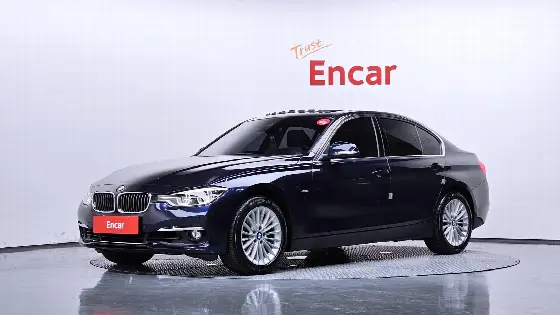 2016 BMW 3-Series 320i Luxury