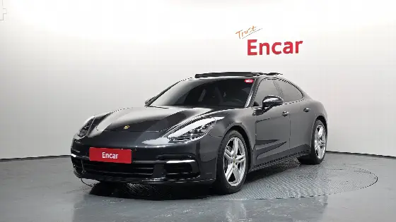 2018 Porsche Panamera 3.0 AWD