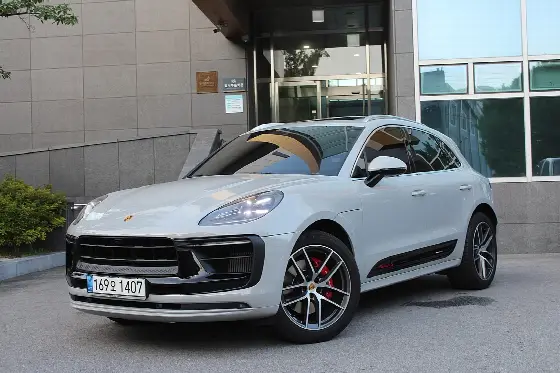2022 Porsche Macan 2.9 S