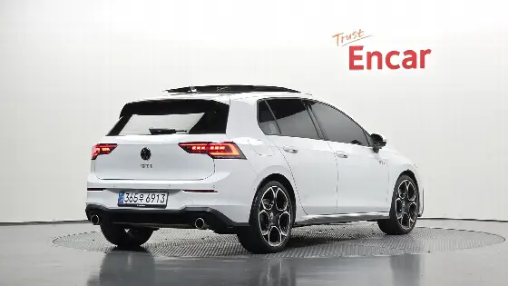 2025 Volkswagen Golf 2.0 GTI