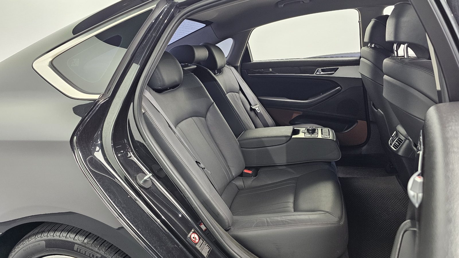 2018 Genesis G80