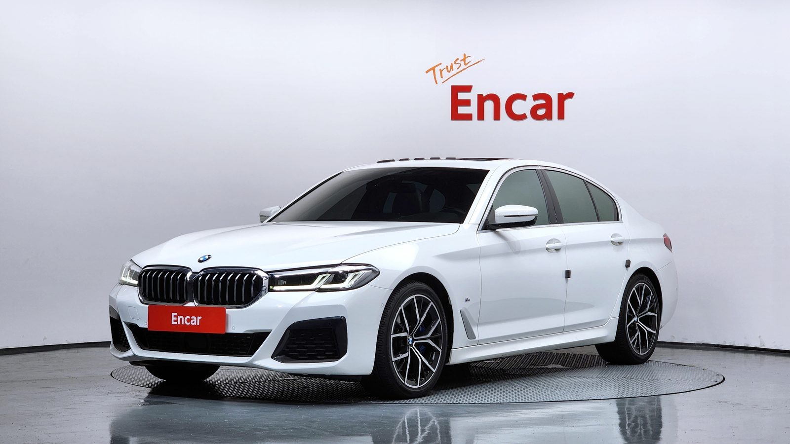 2022 BMW 5-Series