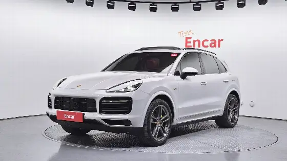 2023 Porsche Cayenne 3.0 E-HYBRID PLATINUM EDITION