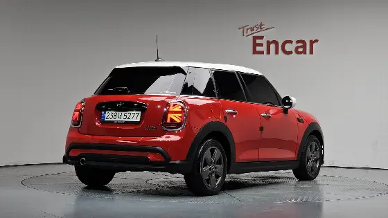 2022 Mini Cooper 5Door Classic