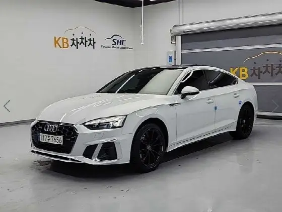 2021 Audi A5 40 TFSI Quattro Premium Sportback