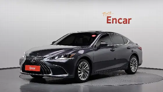2024 Lexus ES Executive