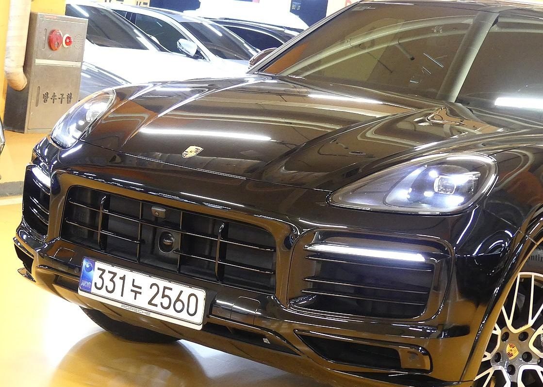 2022 Porsche Cayenne