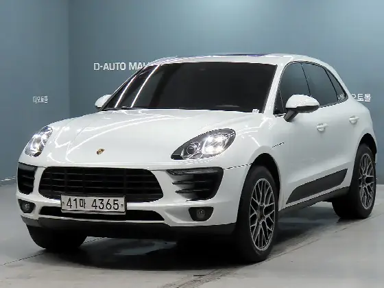 2018 Porsche Macan 2.0