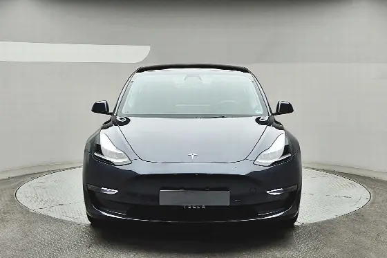2022 Tesla Model 3 Long Range AWD