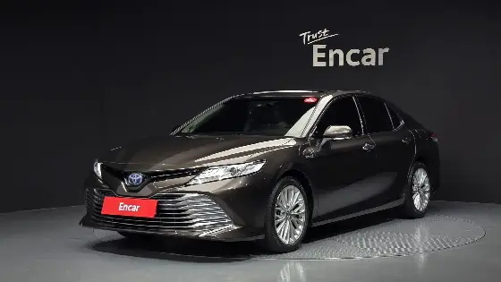 2018 Toyota Camry 2.5 XLE Hybrid