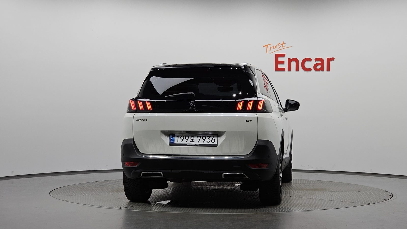 2022 Peugeot 5008