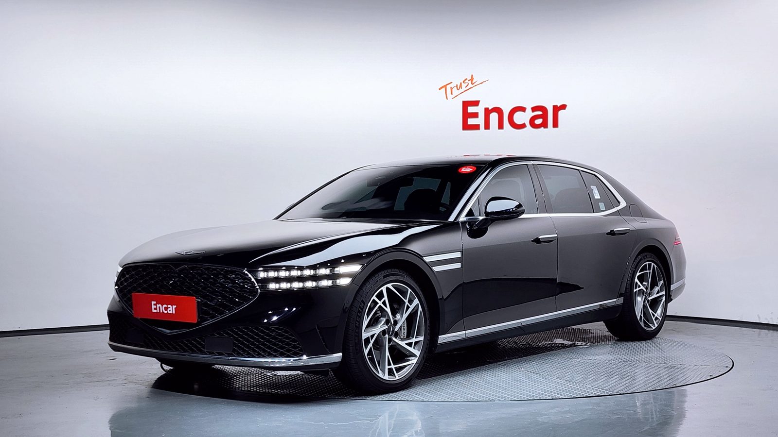 2022 Genesis G90