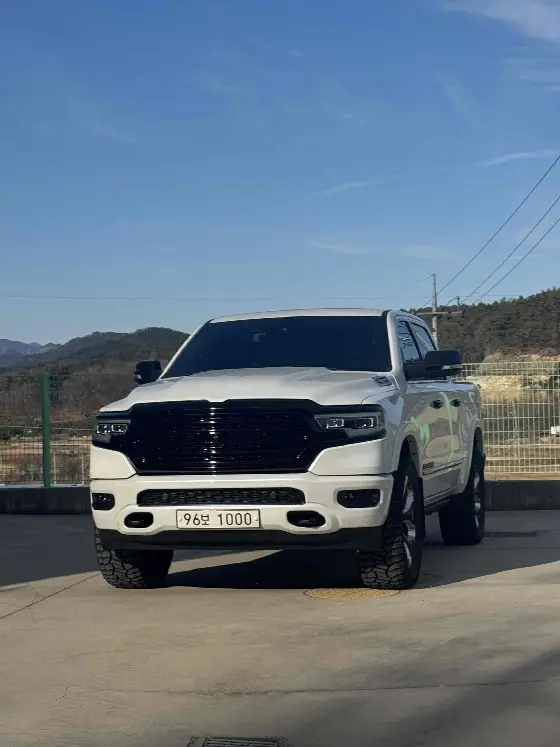 2021 Dodge Ram Pick Up 5.7
