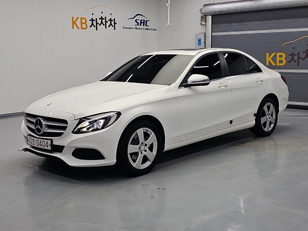 2016 Mercedes-Benz C-Class