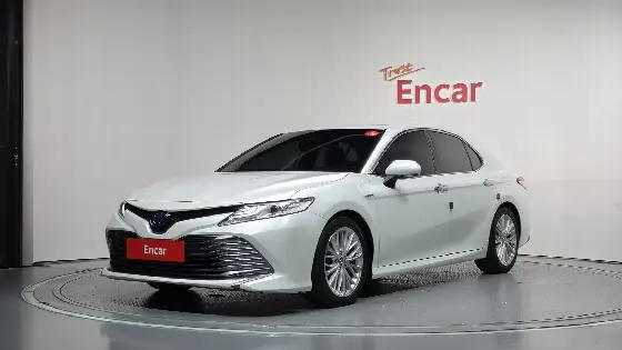 2018 Toyota Camry 2.5 XLE Hybrid