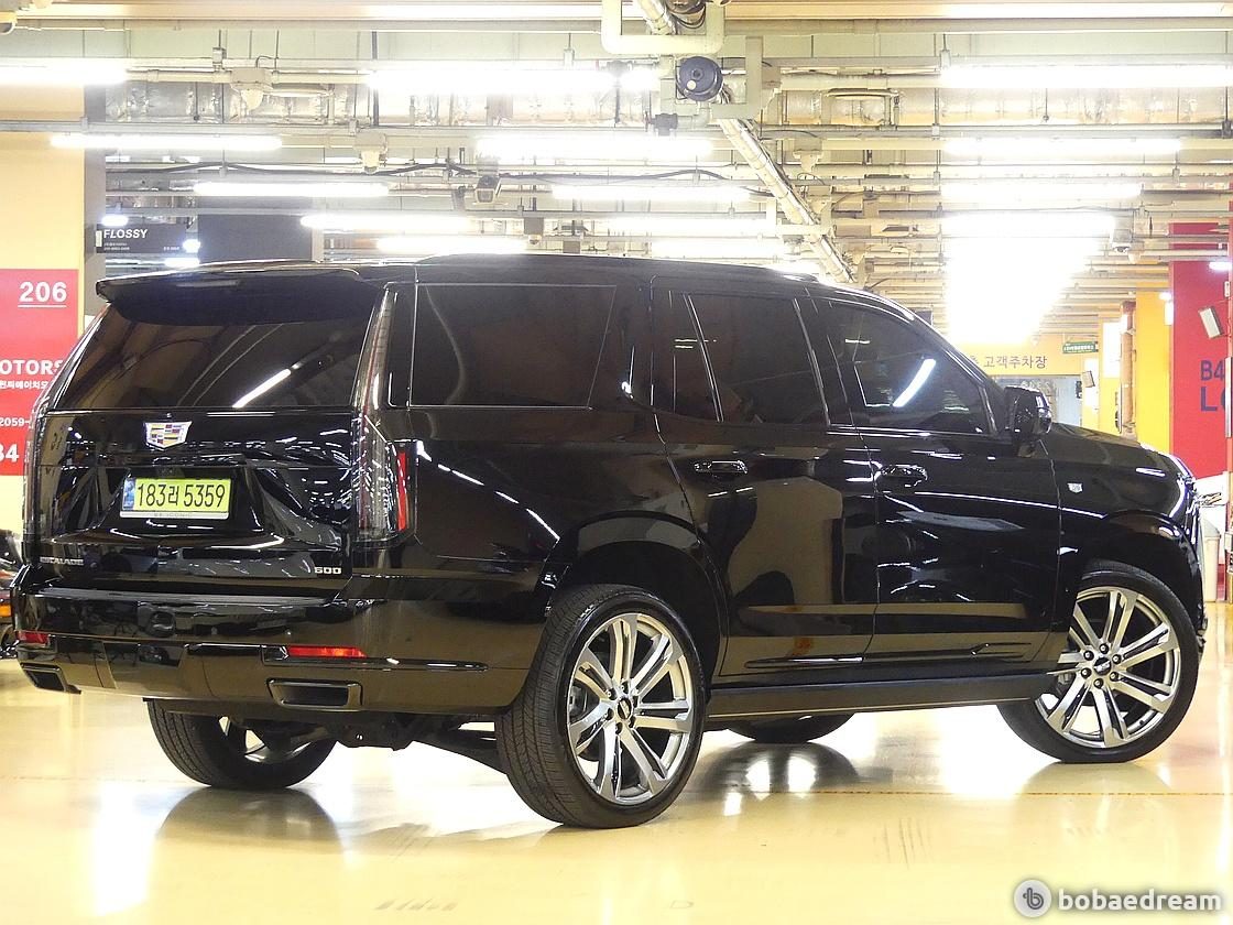 2025 Cadillac Escalade