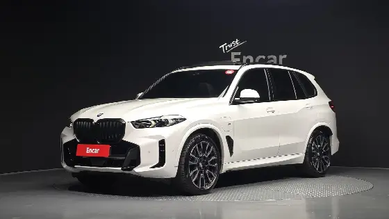 2023 BMW X5 xDrive 50e M Sport