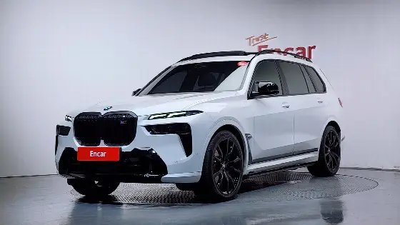 2024 BMW X7 M60i xDrive M sport 6STR
