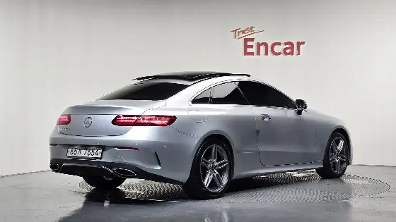 2017 Mercedes-Benz E-Class E220d Coupe
