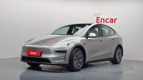 2026 Tesla Model Y L Long Range AWD
