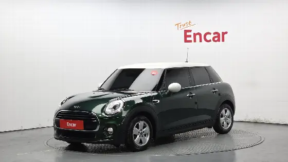 2018 Mini Cooper 5Door Standard