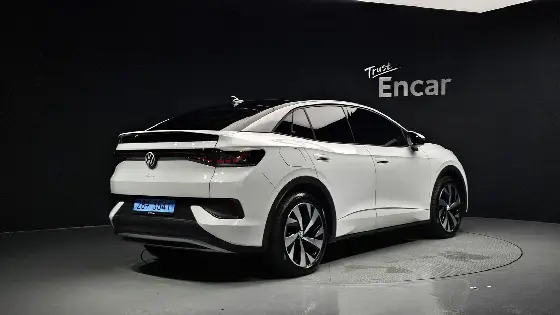 2025 Volkswagen ID.5 Pro