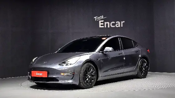2022 Tesla Model 3 Long Range AWD