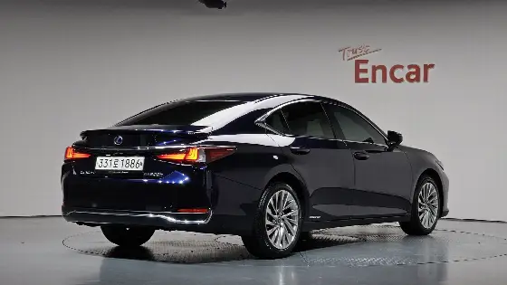 2022 Lexus ES Executive