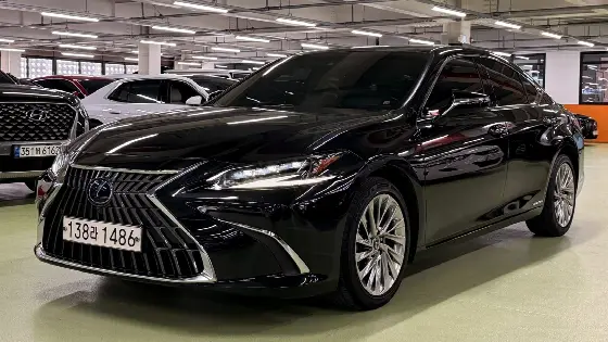 2022 Lexus ES Executive