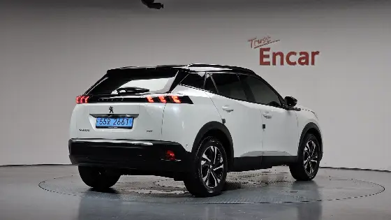 2023 Peugeot 2008 EV GT