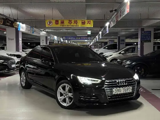 2018 Audi A4 30 TDI Premium